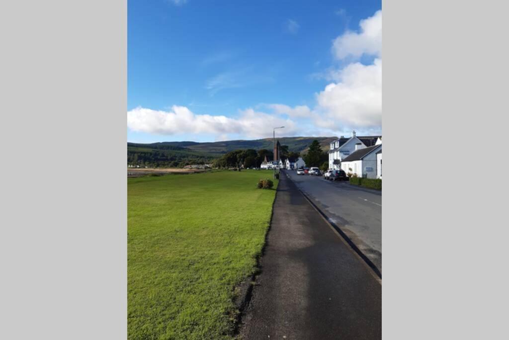 Cosy Cottage With Sea Views Close To Local Shops. Lamlash Exteriér fotografie